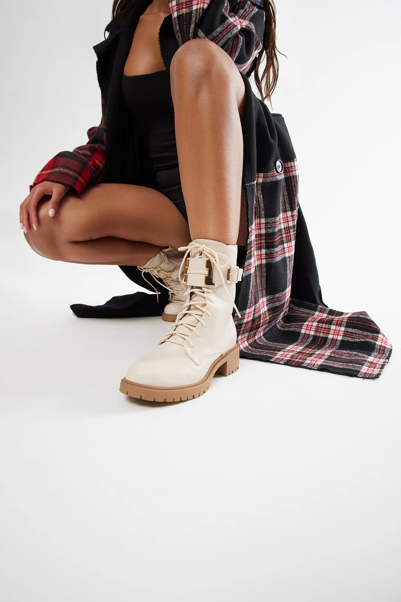 Blade Combat Boots - Beige